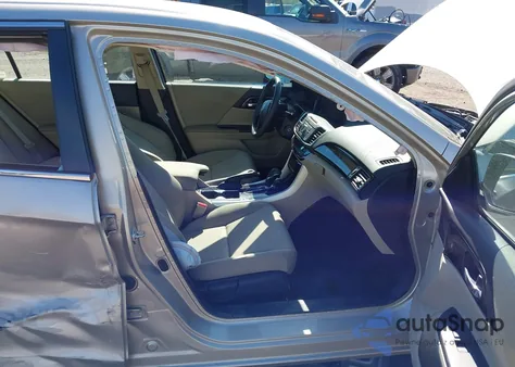 2017 Honda Accord Lx z USA, uszkodzony, nr VIN 1HGCR2F35HA152301